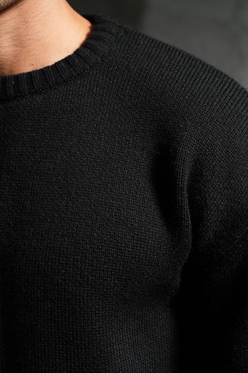 PULL LAINE BLACK